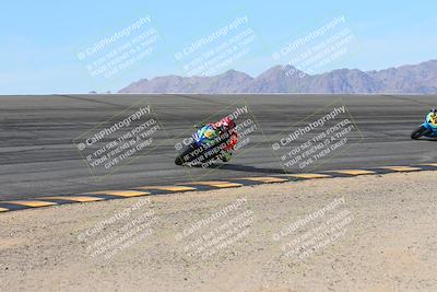 media/Feb-07-2025-CVMA Friday Practice (Fri) [[7034960ba2]]/4-Racer 4/Session 2 (Bowl)/